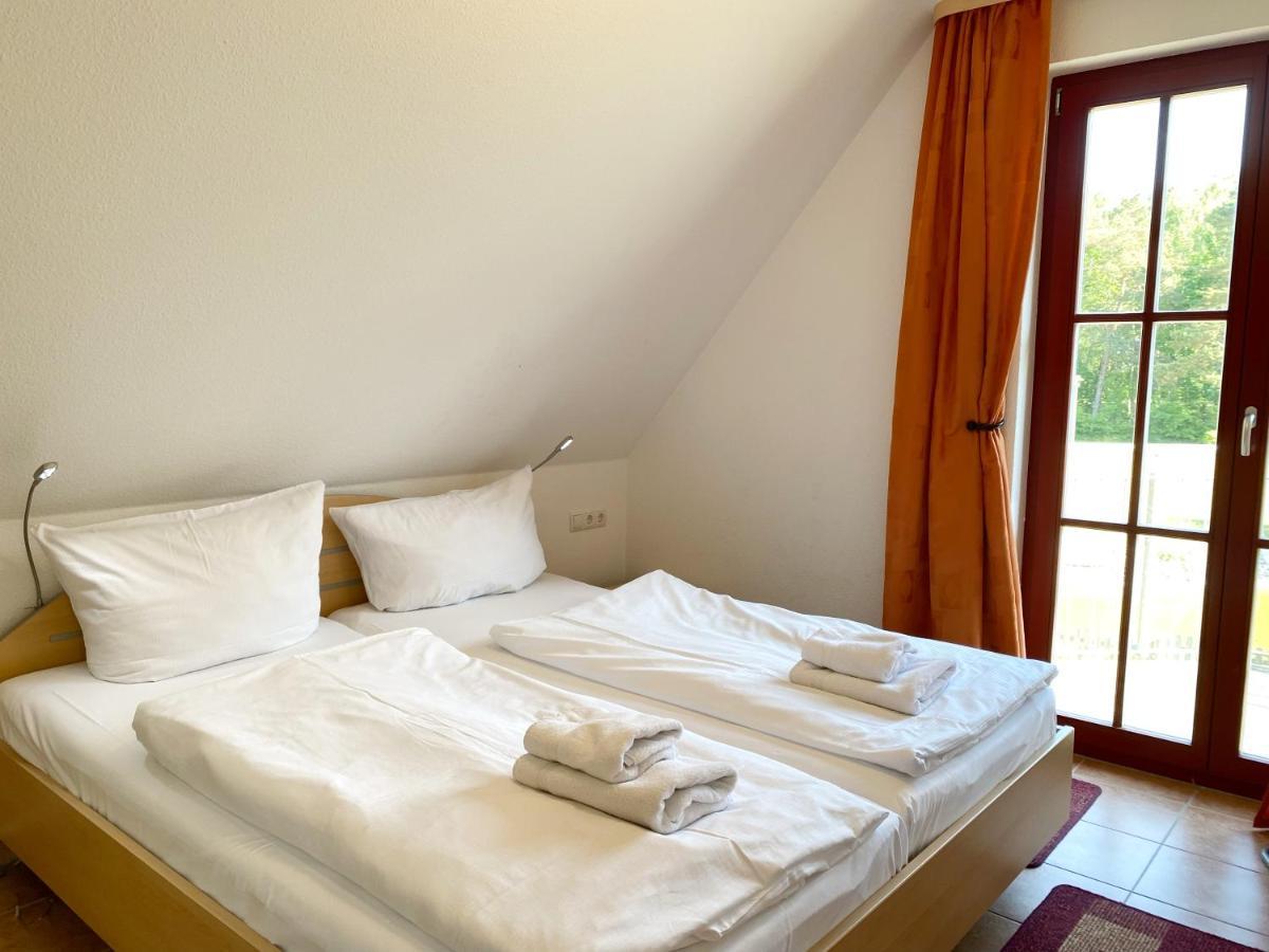 Ferienhaus Am Leuchtturm Глове Екстериор снимка