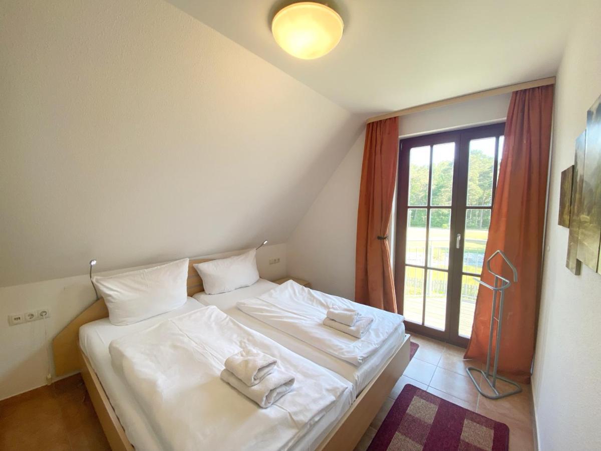 Ferienhaus Am Leuchtturm Глове Екстериор снимка